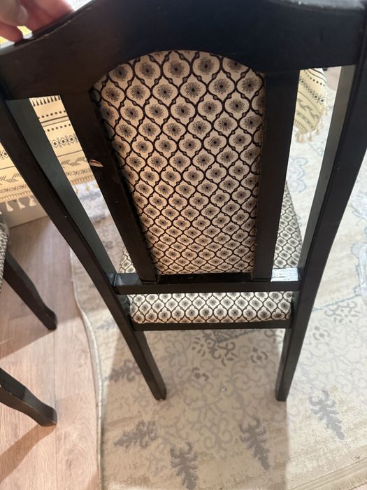 Срочно продам стулья кухонные