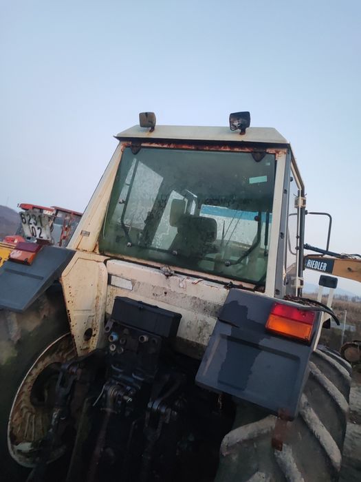 Cabină tractor lamborghini