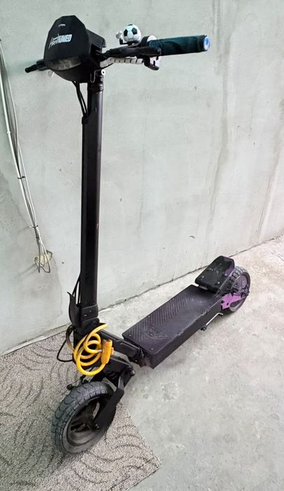 Vand trotineta Kukirin g2