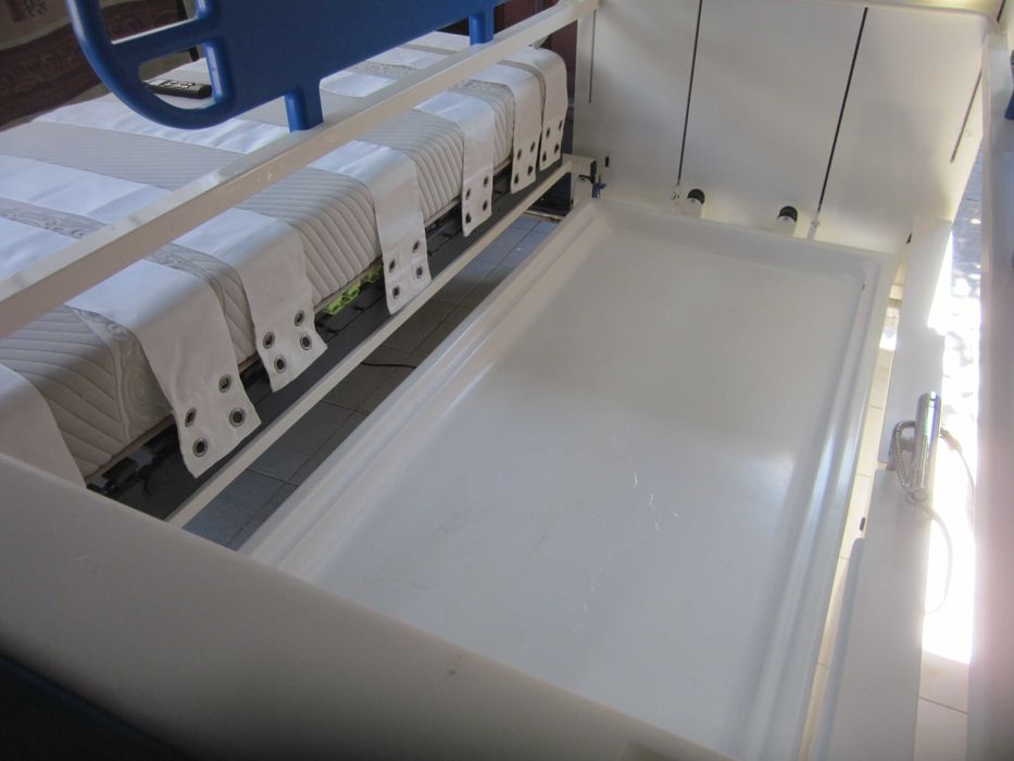 Транспорт!!!Професионлно комбинирано болнично легло  Ducalux