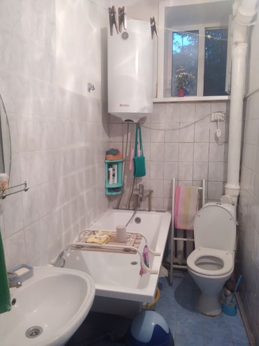 Продм  3 комн квартиру  город Семей