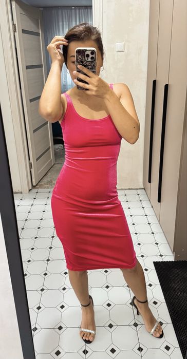 Продам платья, в отличном состояние