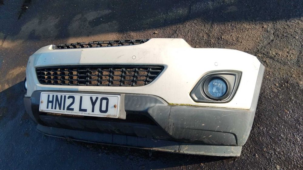 Bara fata Opel Antara an 2012 facelift