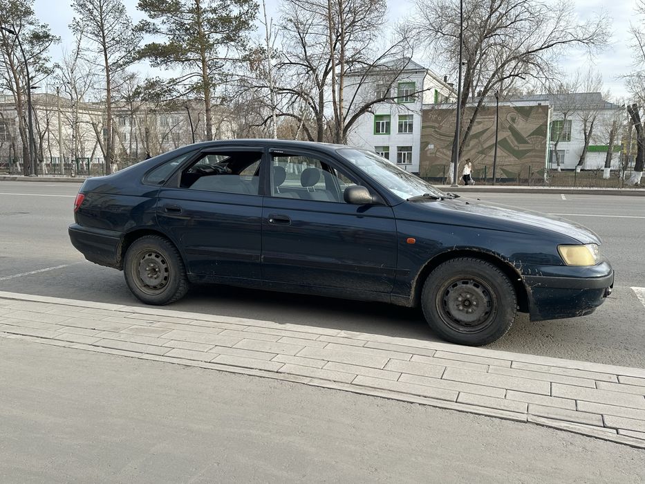 Продам карина е 2.0 акпп