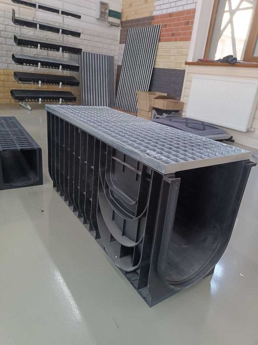 Лоток водоотводный + решетка Gidrolica DN300