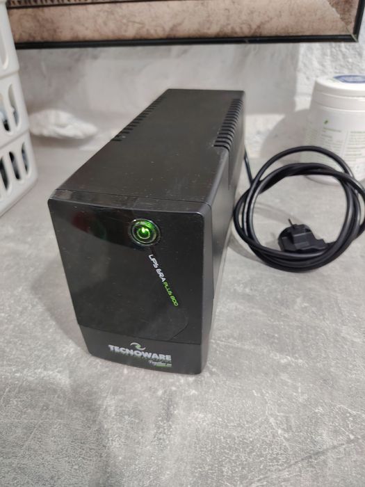 Unitate UPS TECNOWARE Era Plus, 800VA, Schuko, AVR, Together ON