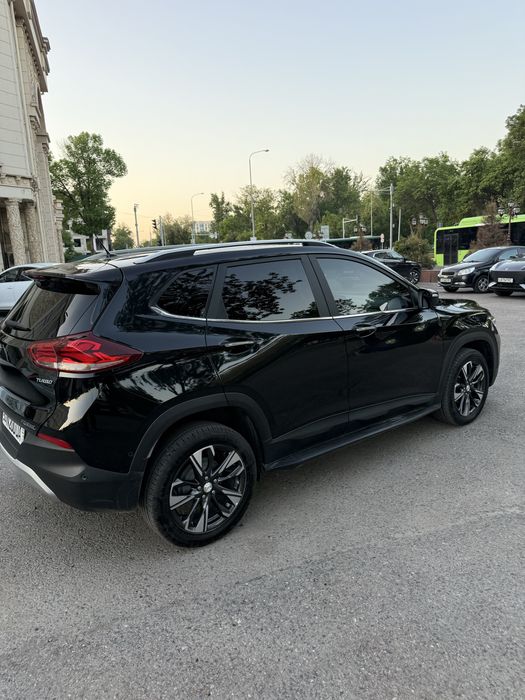 Chevrolet Tracker 2024 — 3