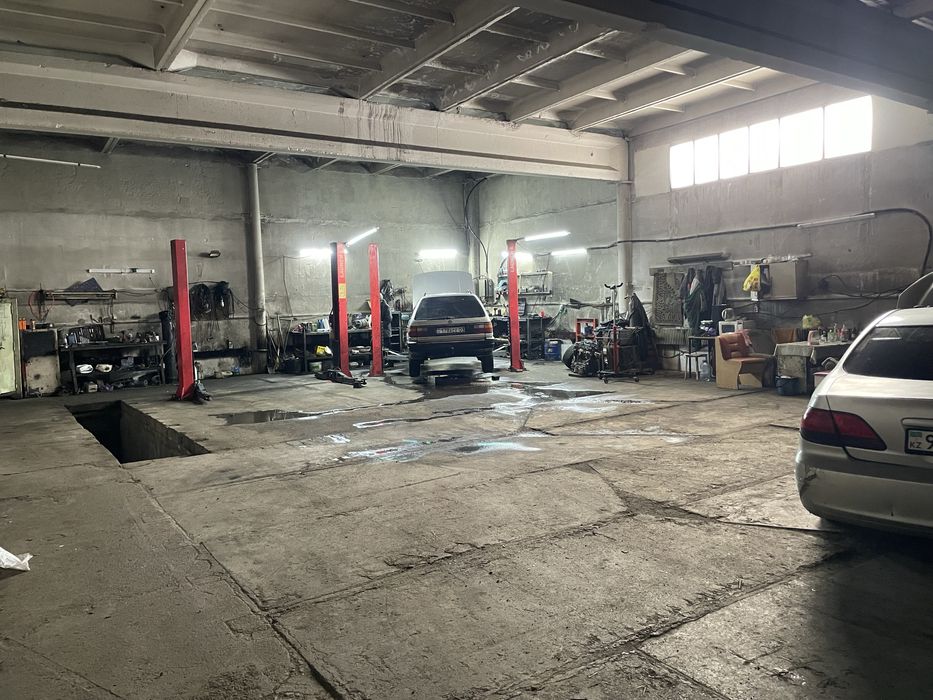 Продам здание,бокс