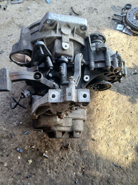 Cutie Viteze Vw Golf6 Passat B7 1.6 CAY din 2012