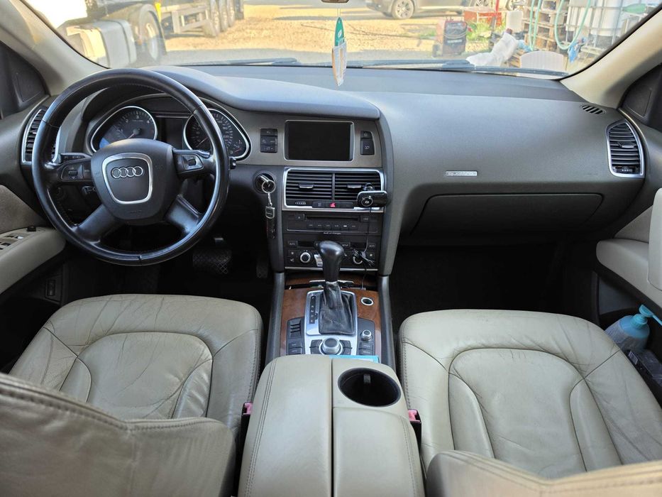 Audi Q7 2006 3.0
