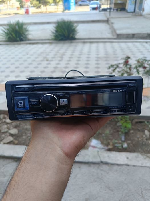 Alpine CDE-193bt