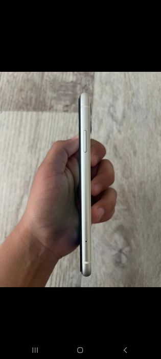 Продам айфон 11,iphone 11 идеал