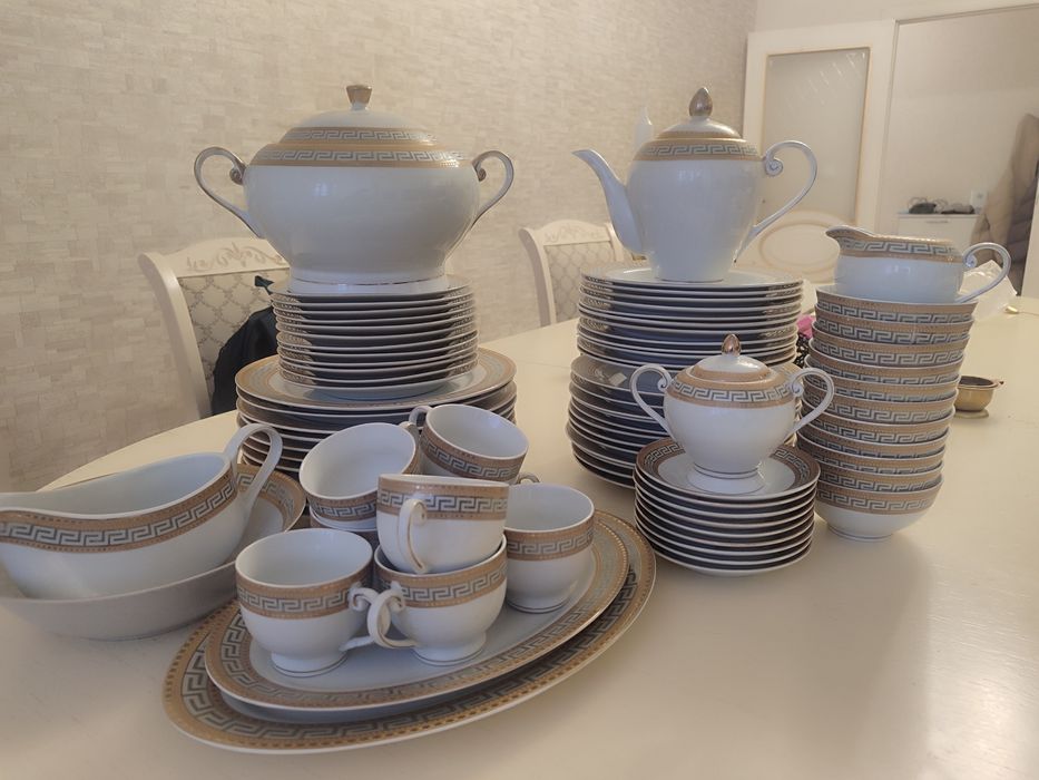 Продам сервиз на 12 персон