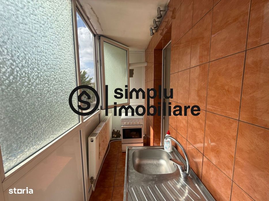 2 decomandate, etaj 1, bloc nou, centrala termica - 370 Euro