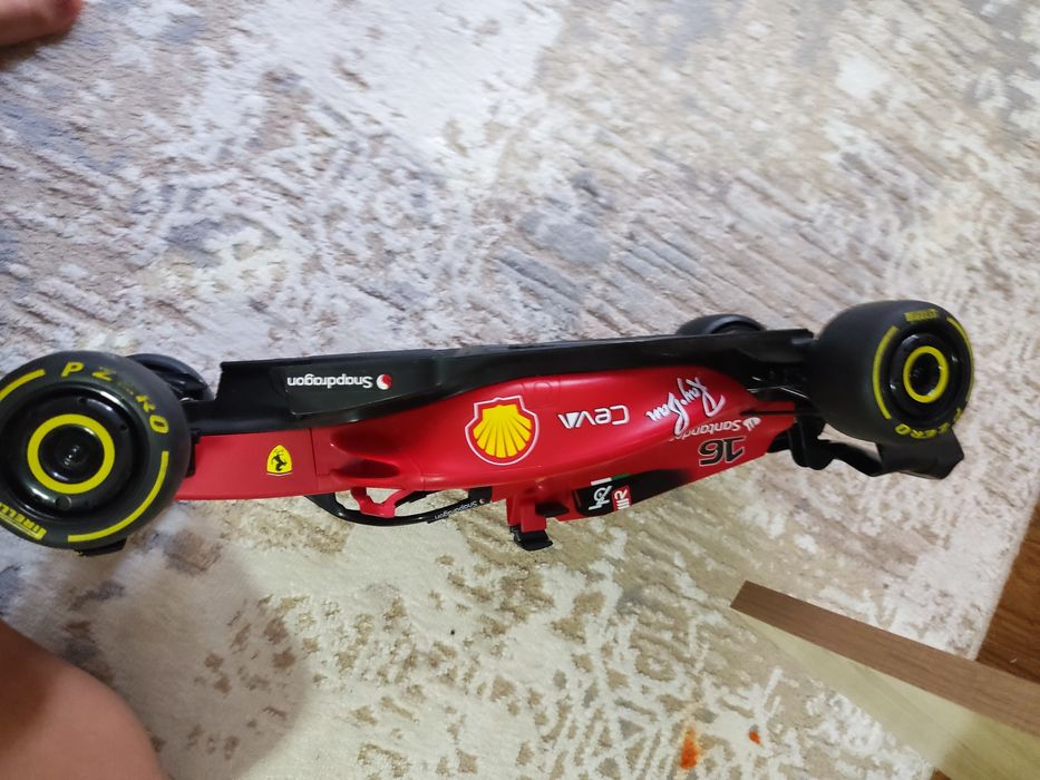 Феррари на пульте управление