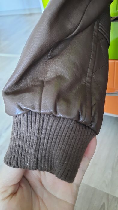 Продается детская Куртка