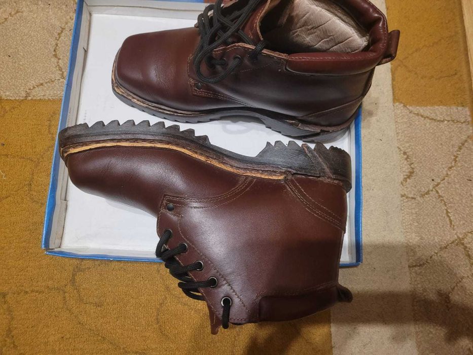 Bocanci VM Marimea 41