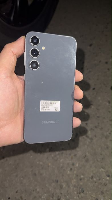 Продам Samsung S23 FE