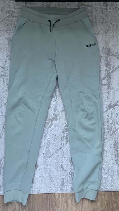 Комплект на Guess 14г.