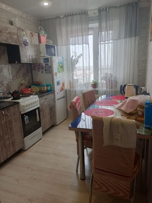 Продам 4-х комнатную квартиру