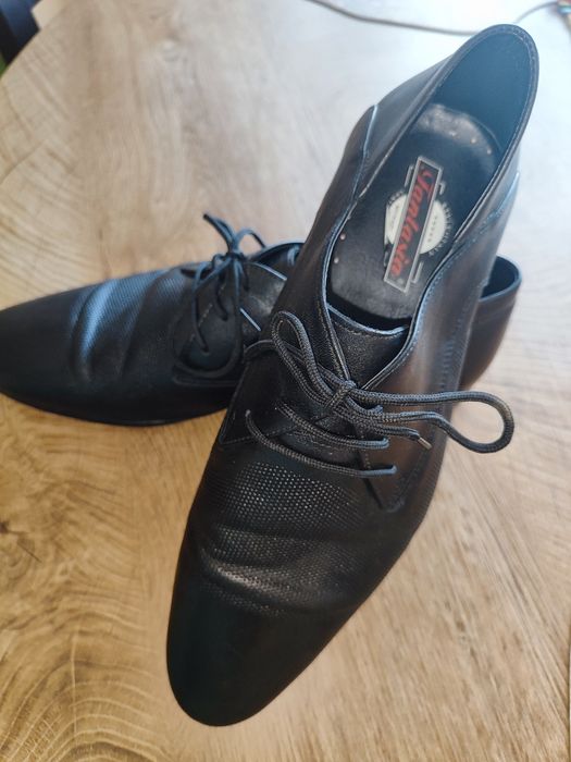 Официални мъжки обувки