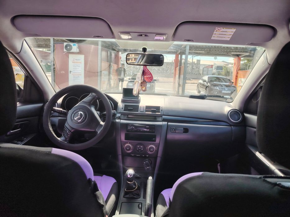 Vând Mazda 3 in stare buna