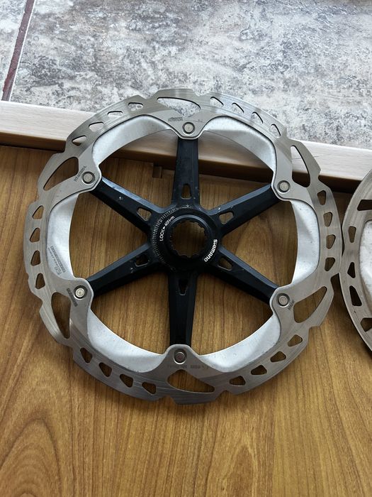 SET Discuri Shimano XT MT800 Ice Tech Freeza 203/180mm Centerlock