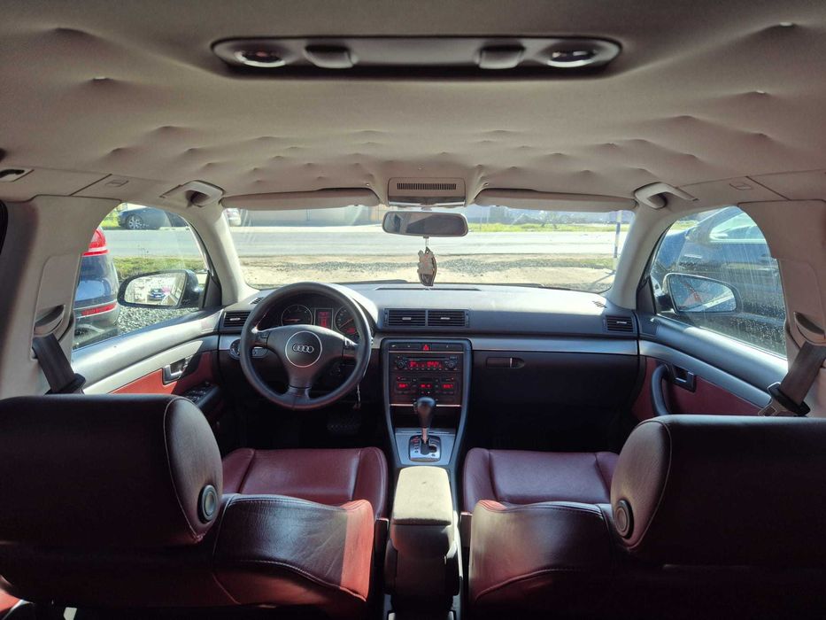 AUDI A4 cutie automata/DISTRIBUTIE SCHIMBATA/ Interior deosebit