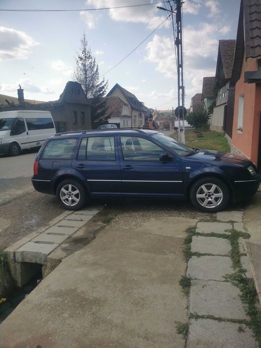 Vând wv bora 1.6 benzina