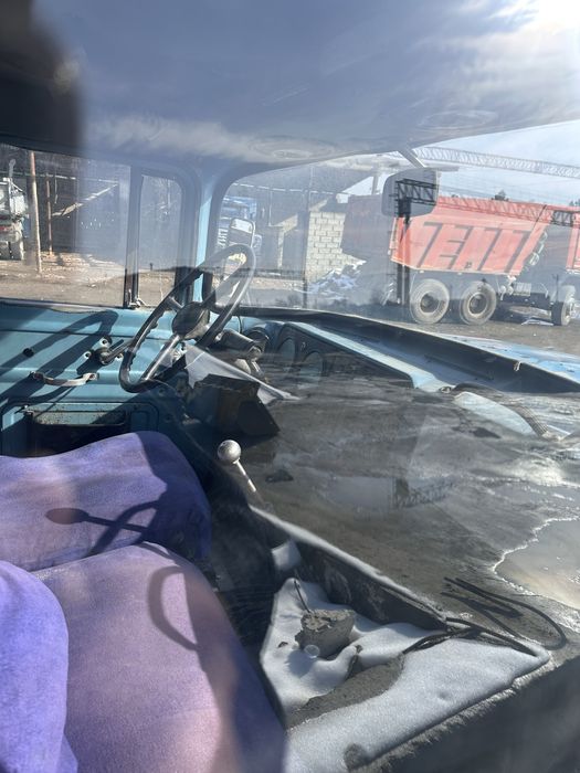 Zil samosval yili 1988 2 qavat rama satka mator gaz oʻrnatilgan