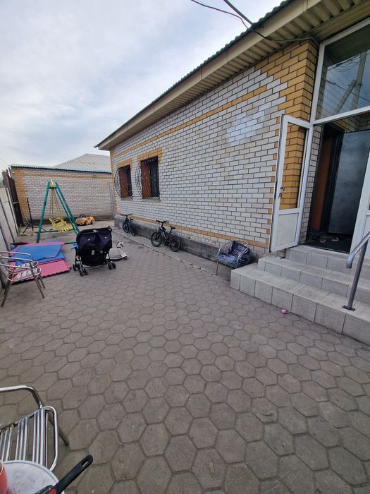 Продам большой дом 255.5кв 7 комнат