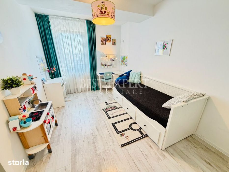 3 Camere decomandat | Mobilat si Utilat | Parcare tip Garaj | Aproape