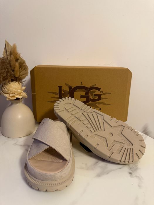 Papuci Ugg Dama 2026 Bej