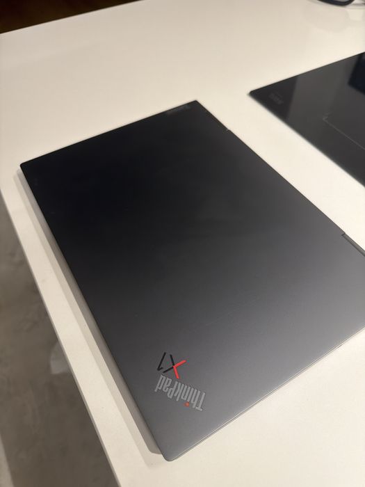 Lenovo ThinkPad X1 Yoga Gen 8