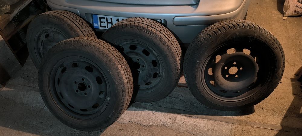 Зимни гуми с джанти от Голф 4