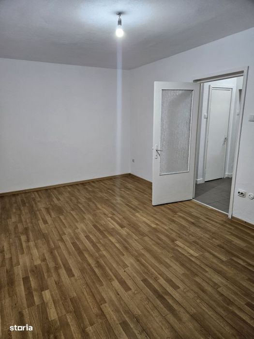 Apartament 2 camere decomandat — fotografia 1