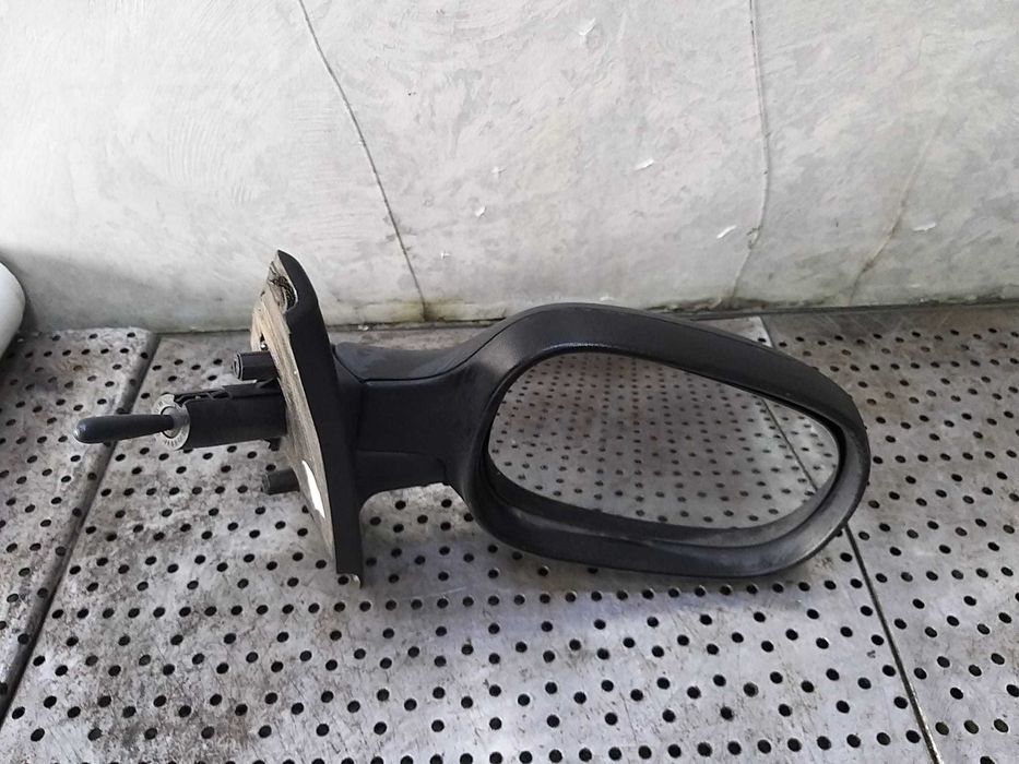 Oglinda manuala dreapta renault clio 2 12343010
