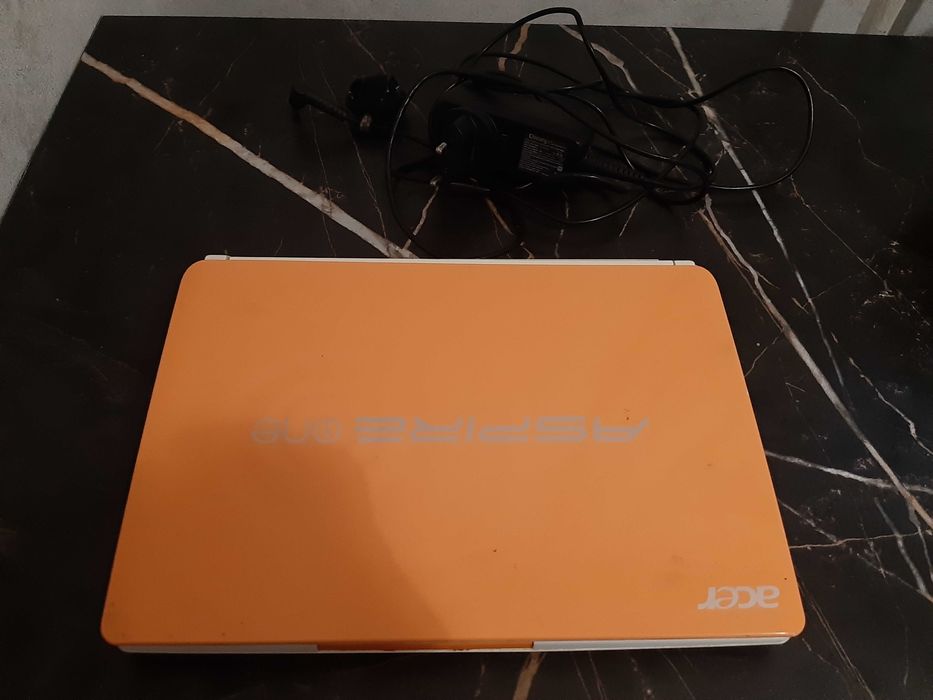 Продается нетбук (ноутбук)