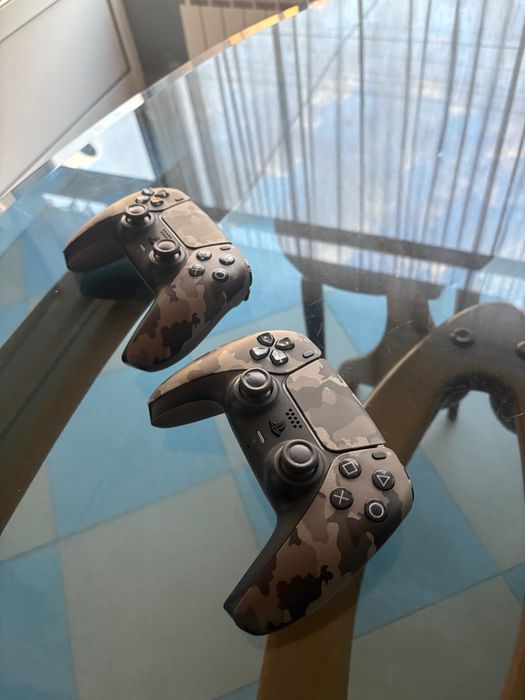 Контролери за PS5
