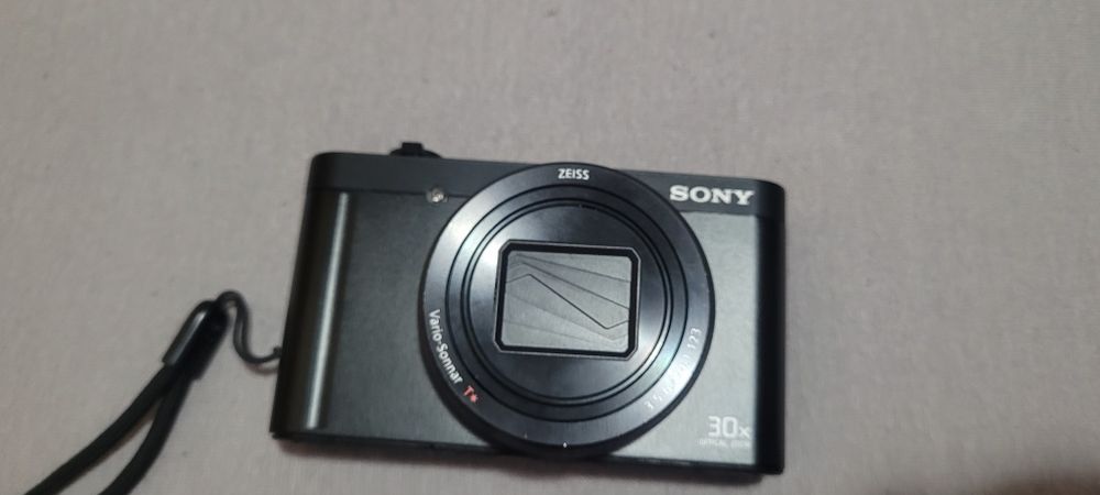Sony DSC-WX 500 18,2 mega pixeli Zoom de pana la 60x poze foarte clare