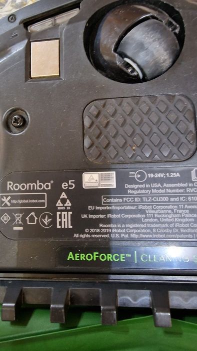 Робот прахосмукачка iRobot i5