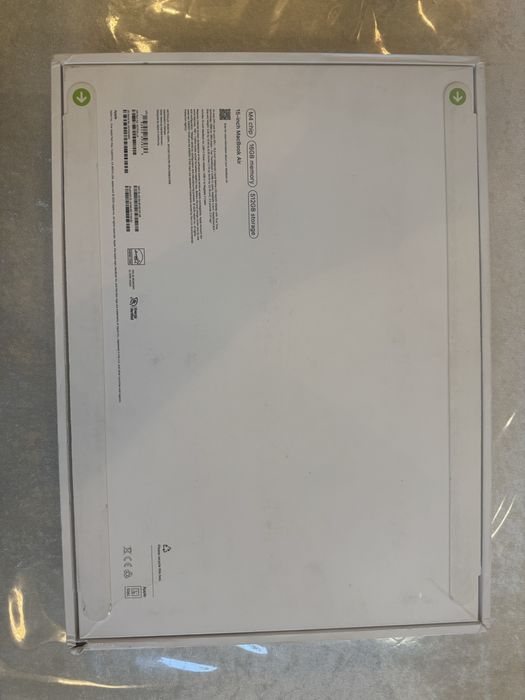 MacBook Air 15 M4, 16/512 ГБ