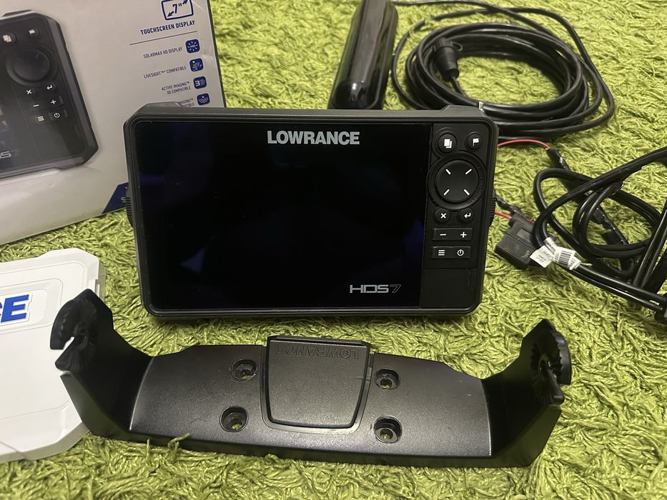 Lowrance HDS 7 Live