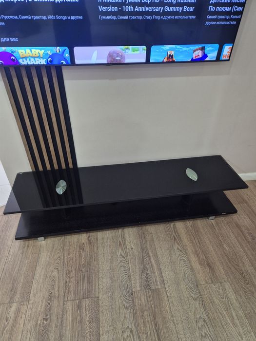 Подставка под ТВ.