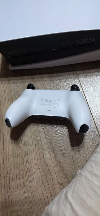 PS 5 editia cu CD pret 1500lei fix