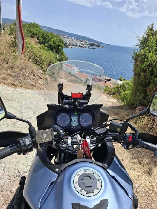 Suzuki V Strom! ( la fel ca Transalp, cf moto,kawasaki  versys,etc)