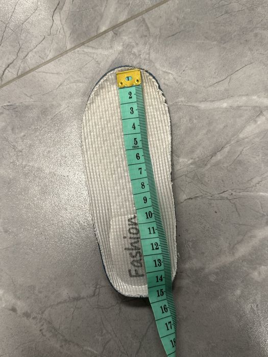 Детские кроссовки тканевые yeezy