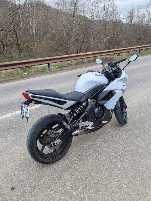Motocicleta KAWASAKI R6F