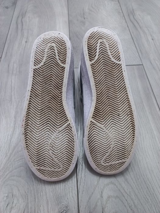 Adidasi High Nike Blazer Marimea 36.5