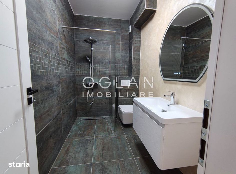 Penthouse 4 cam, terasa 78 mp, La Cheie, D. Stanca